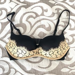 Victoria’s Secret balconette push up bra 32C